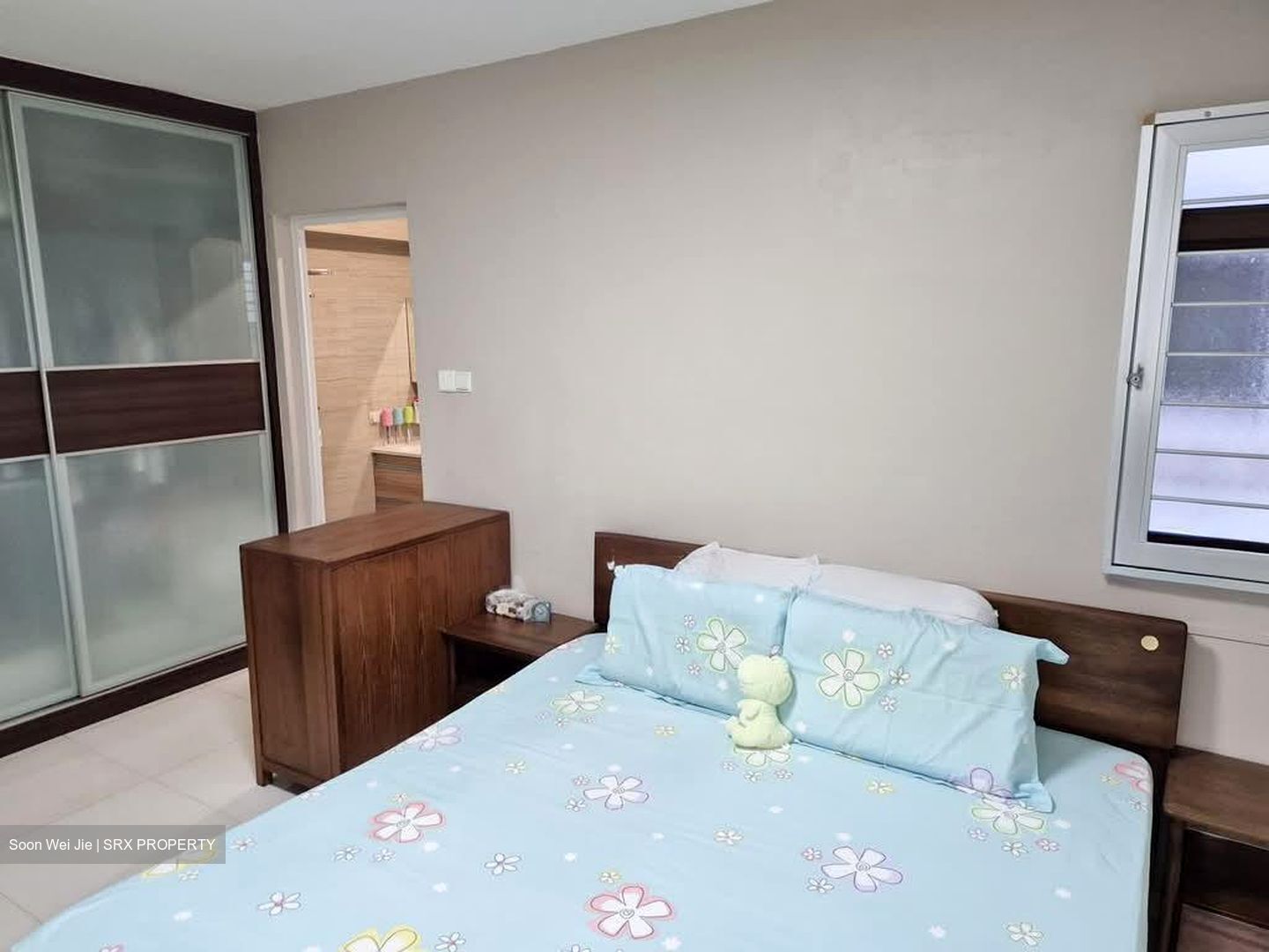 Blk 202A Compassvale South Gate (Sengkang), HDB Executive #591786771